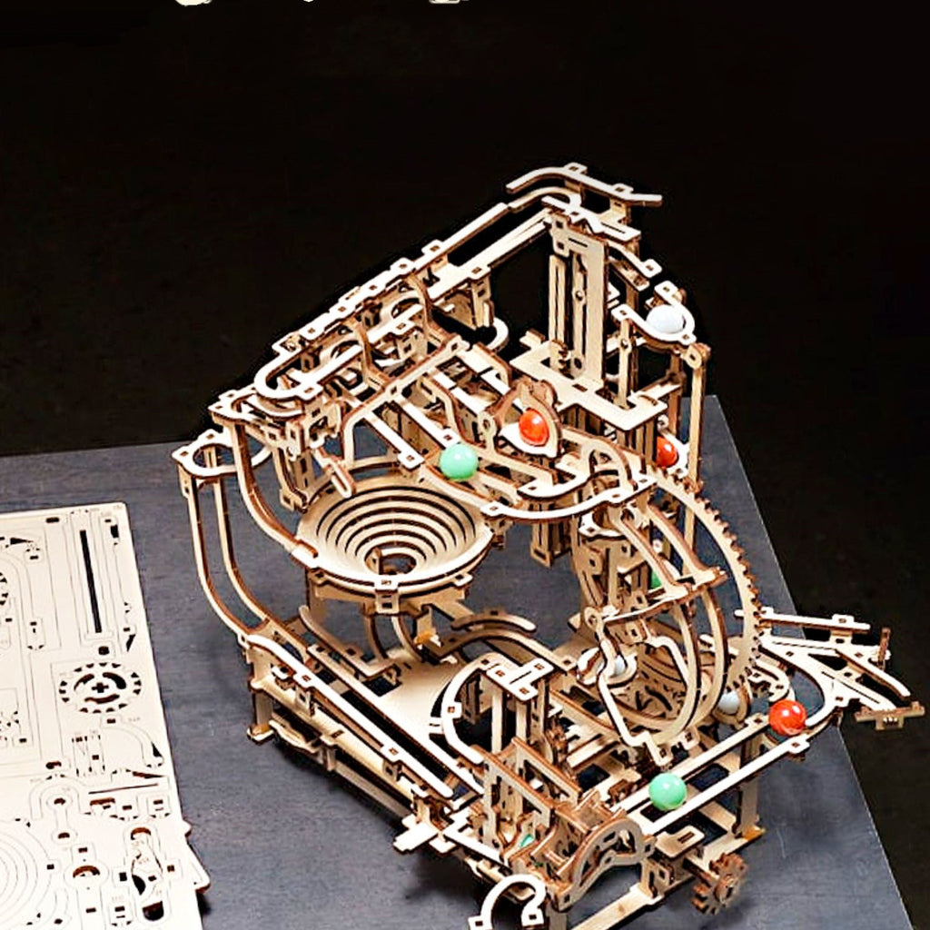 Wooden marble run 3D puzzle kit with stepped elevator track